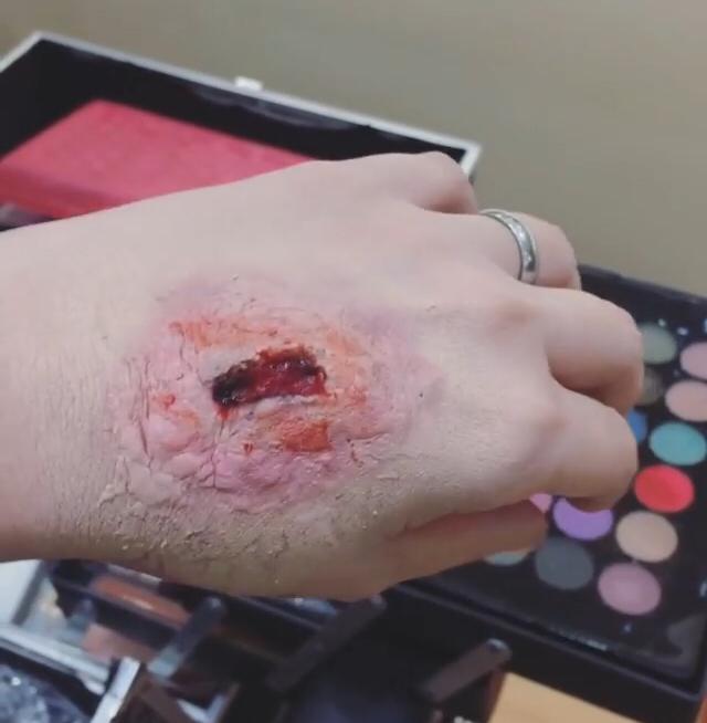 Curso de Maquiagem Alternativa